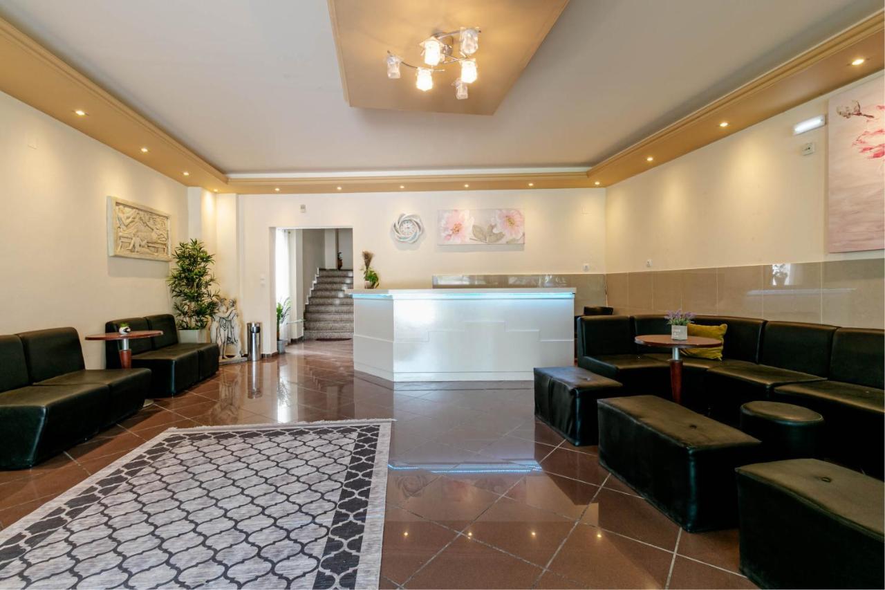 Porto Marina Aparthotel Gouviá Eksteriør bilde