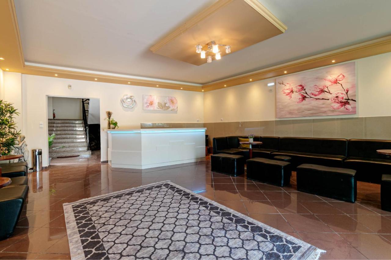 Porto Marina Aparthotel Gouviá Eksteriør bilde